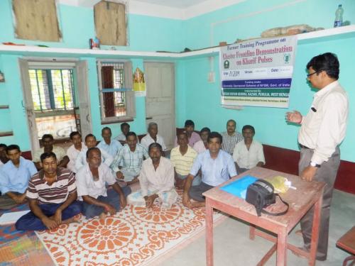 Village level training programme at Sirkabad on Black Gram